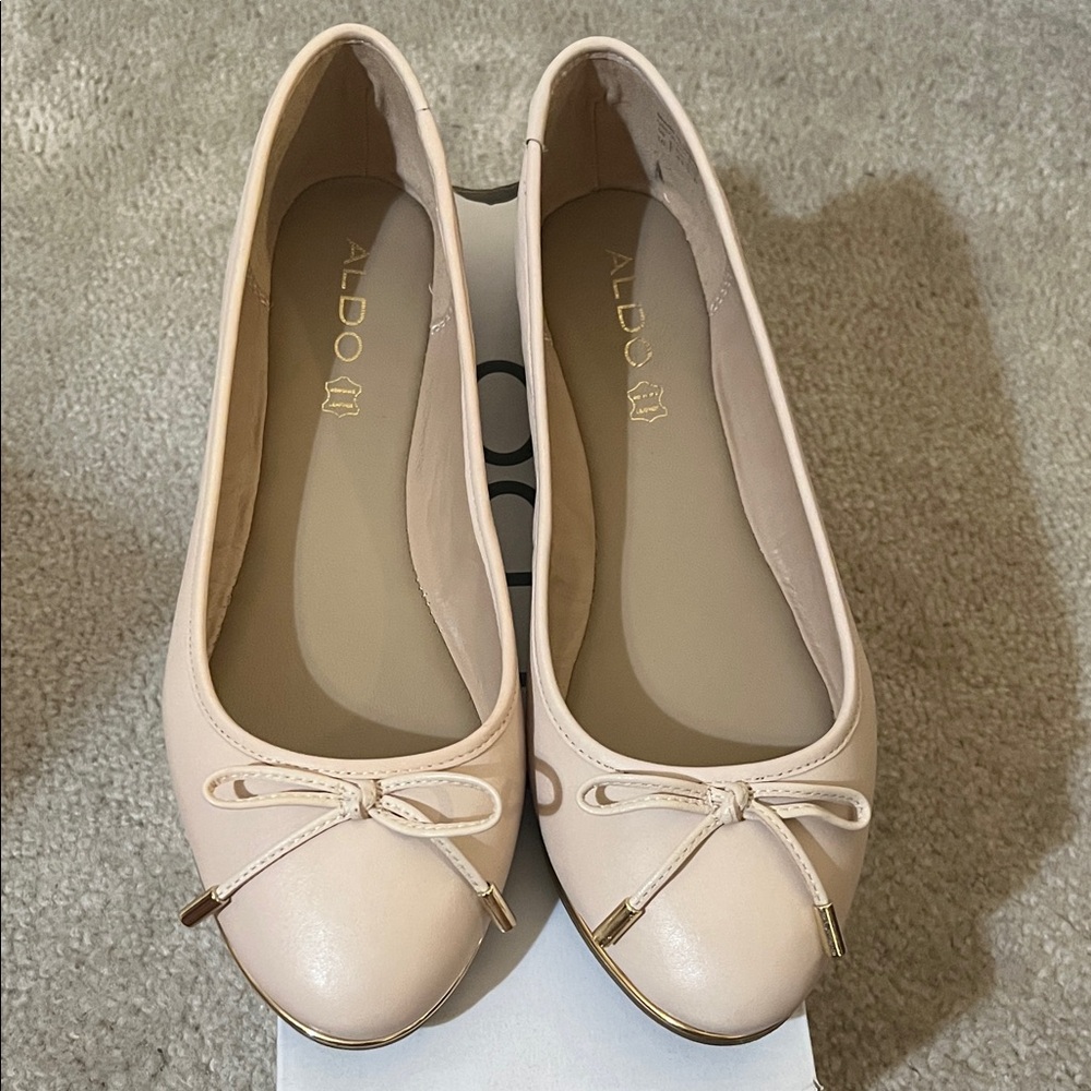 Aldo Women's Beige Bow Flats